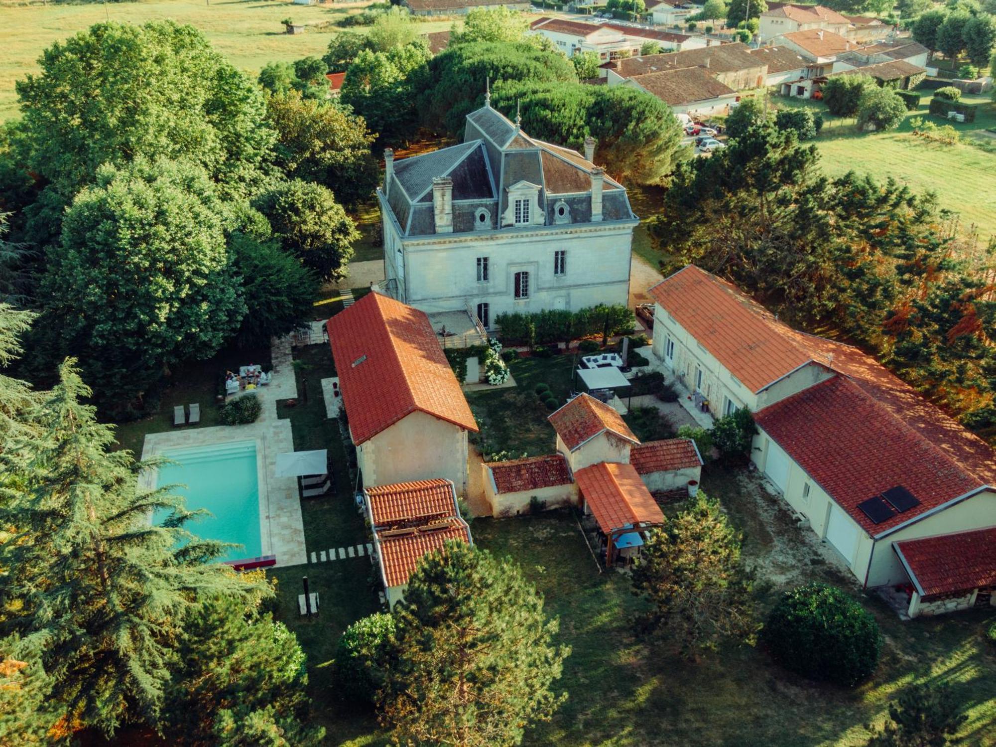 Château Lacroix de Civrac 4 étoiles, 3 ch, 7 pers Exterior foto
